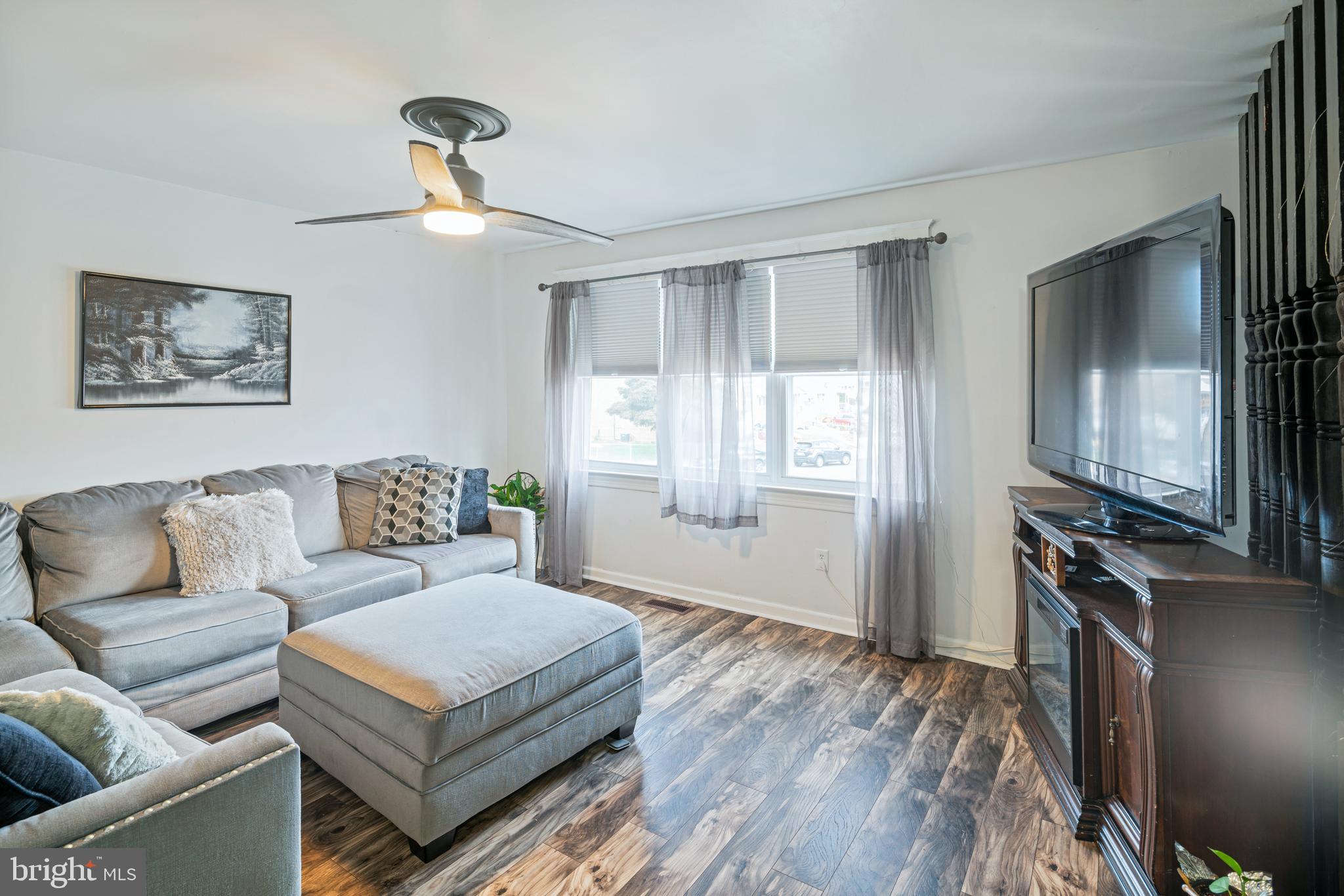 3558 Kyle Road Philadelphia, PA 19154 - Photo 7 of 27