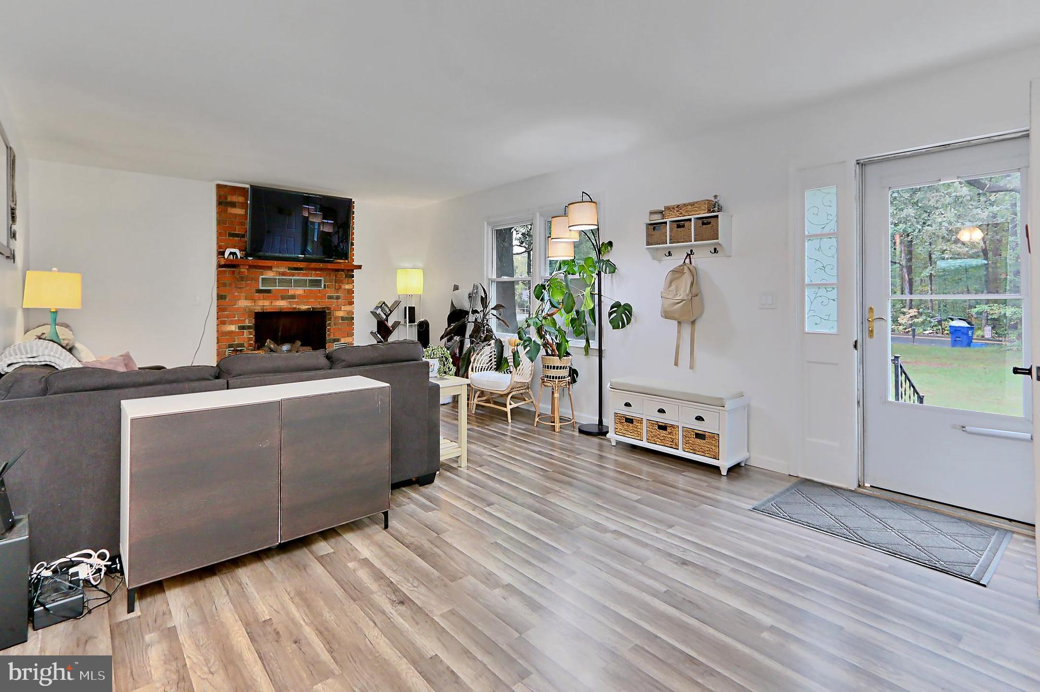 9556 Green Road Midland, VA 22728 - Photo 3 of 30 Gallery Image 3