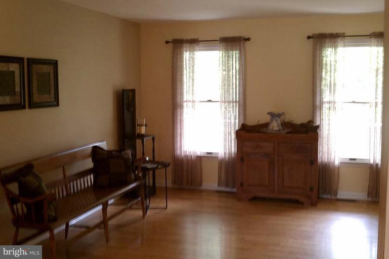 957 Lombard Road Rising Sun, MD 21911 - Photo 12 of 24 Living Room