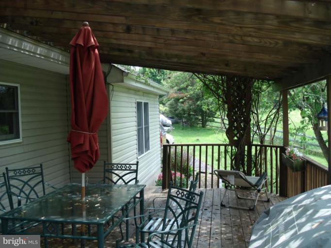 957 Lombard Road Rising Sun, MD 21911 - Photo 19 of 24 Deck