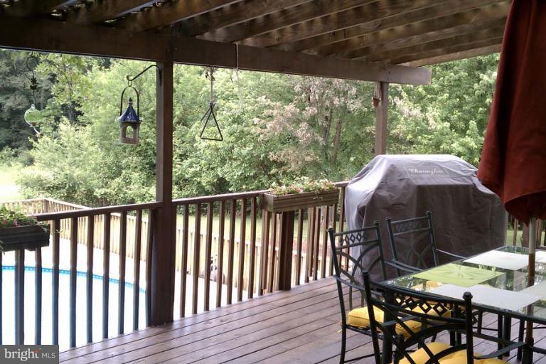 957 Lombard Road Rising Sun, MD 21911 - Photo 23 of 24 deck