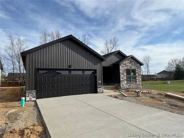 $314,900 | 2028 Fairview Farm Drive, Unit 220, Memphis, IN 47143