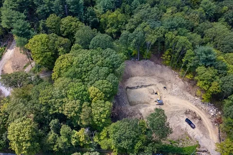 $640,000 | 329 Crawford Street, Northborough, MA 01532