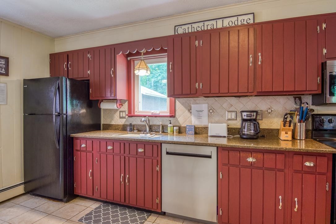 2352 West Side Road Conway, NH 03860 - Photo 8 of 39