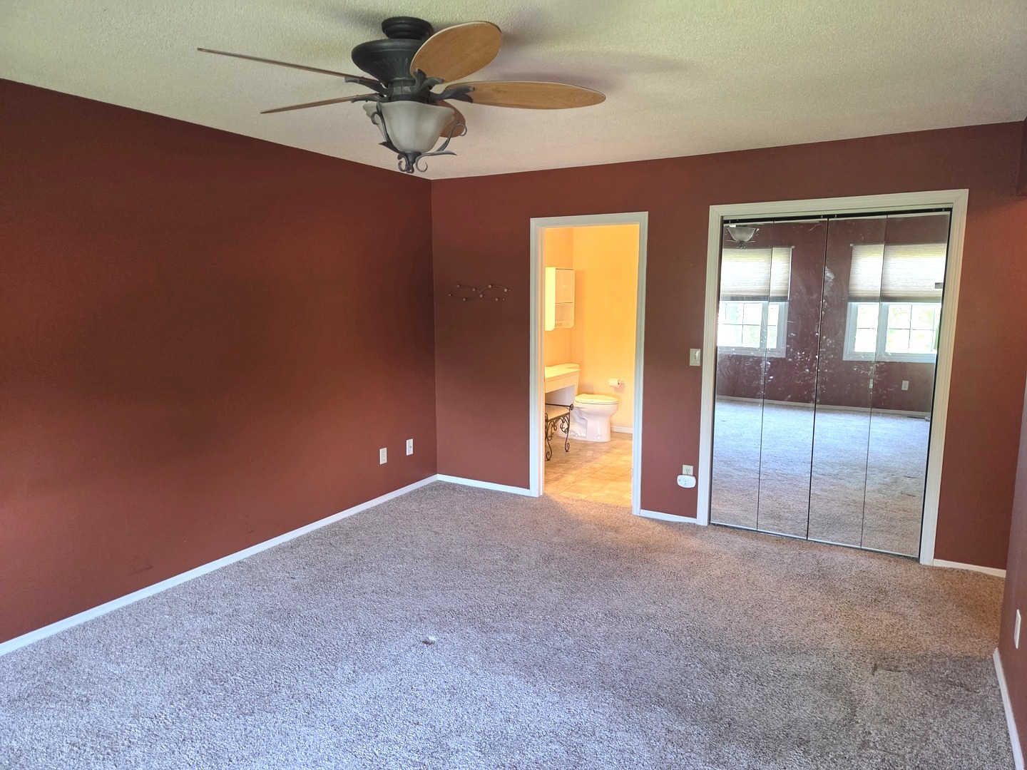 3404 Windmill Road Bloomington, IL 61704 - Photo 21 of 52 Gallery Image 21