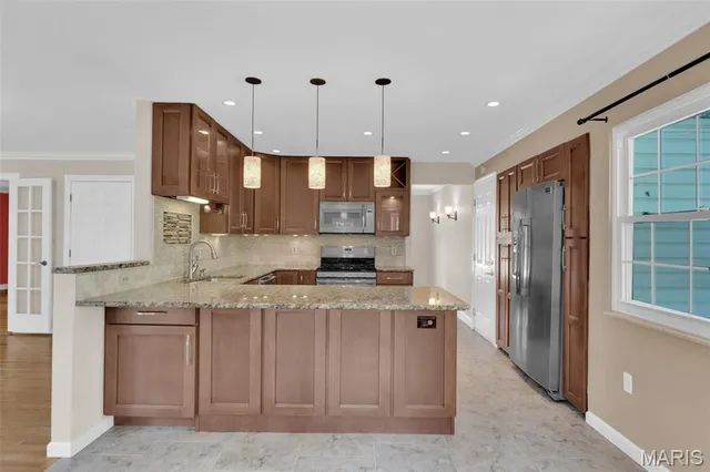 $515,000 | 56 Forest Crest Drive, Chesterfield, MO 63017