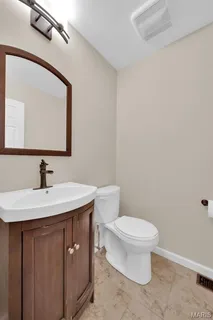 $515,000 | 56 Forest Crest Drive, Chesterfield, MO 63017