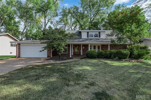 $515,000 | 56 Forest Crest Drive, Chesterfield, MO 63017