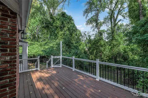 $515,000 | 56 Forest Crest Drive, Chesterfield, MO 63017