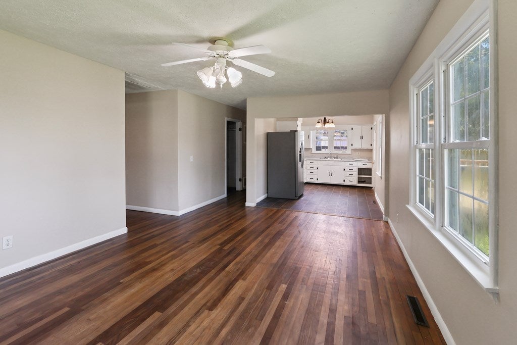 273 Reed Avenue Madisonville, KY 42431 - Photo 8 of 19 Gallery Image 8