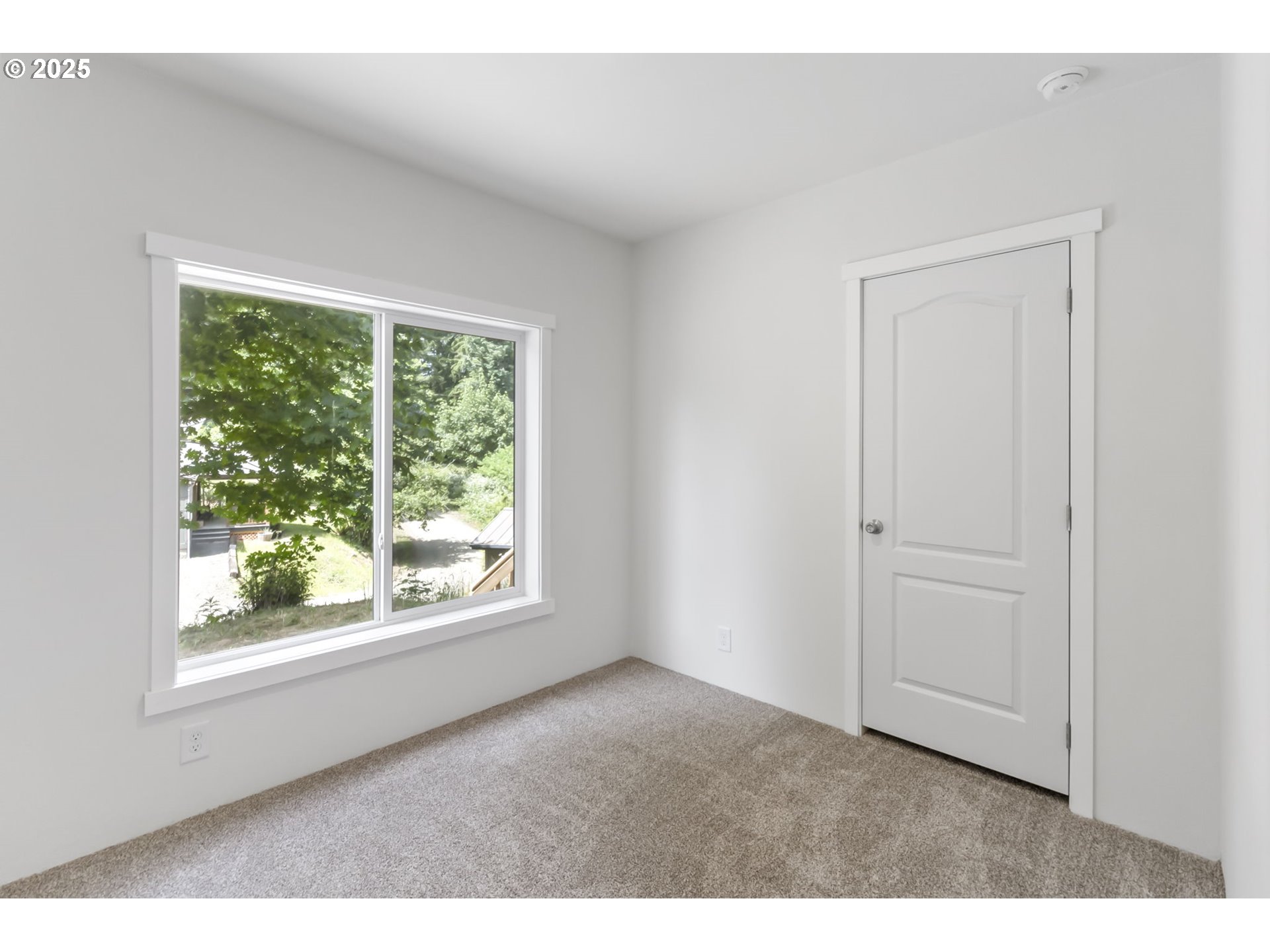 92683 Two Lks Lane Blachly, OR 97412 - Photo 12 of 24