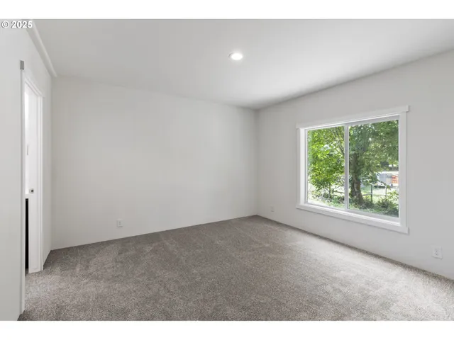 $345,000 | 92683 Two Lks Lane, Blachly, OR 97412