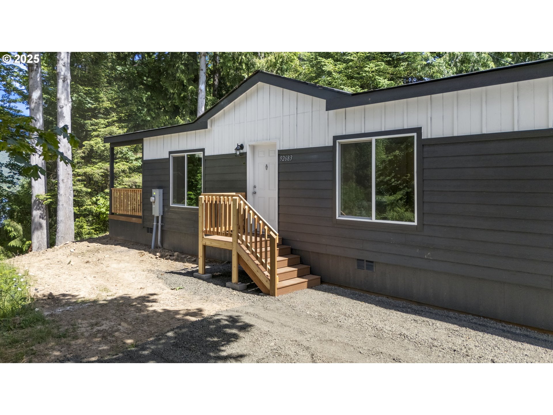 92683 Two Lks Lane Blachly, OR 97412 - Photo 2 of 24