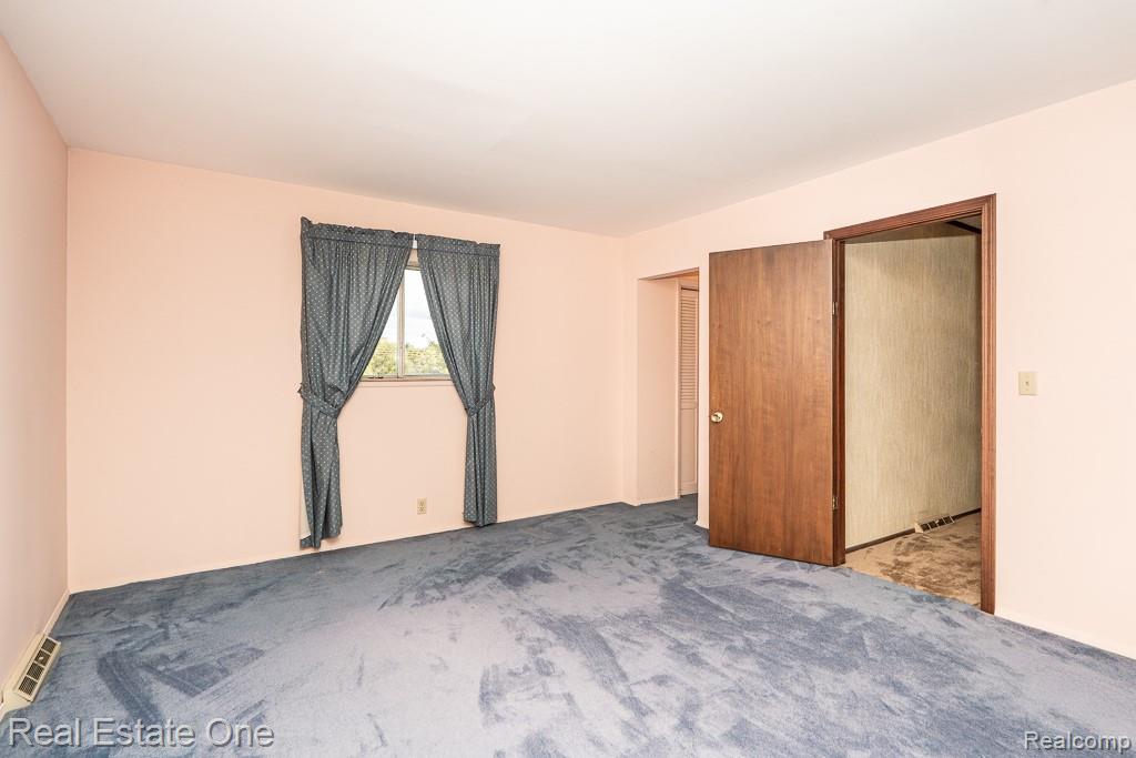 2995 Hadden Road Rochester, MI 48306 - Photo 44 of 68
