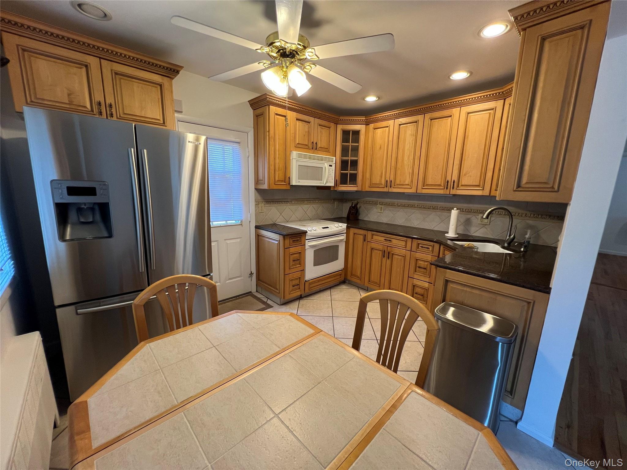 54 Edgewood Road, Unit MAIN ST Port Washington, NY 11050 - Photo 5 of 20 Kitchen