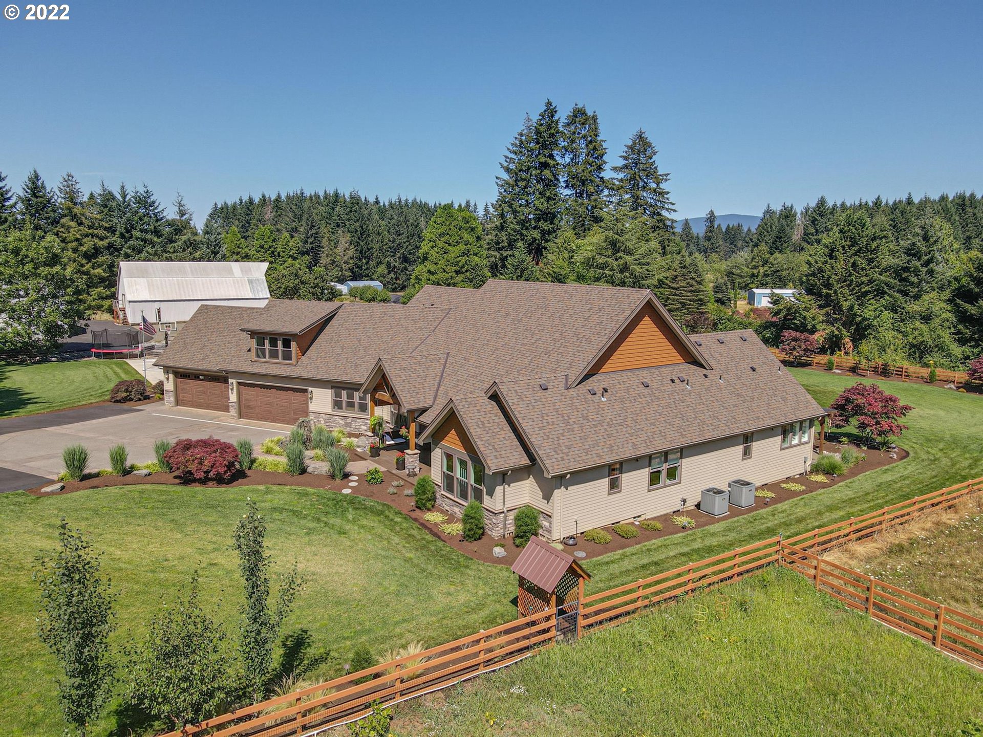 11890 Southeast Bluff Road Sandy, OR 97055 - Photo 2 of 32
