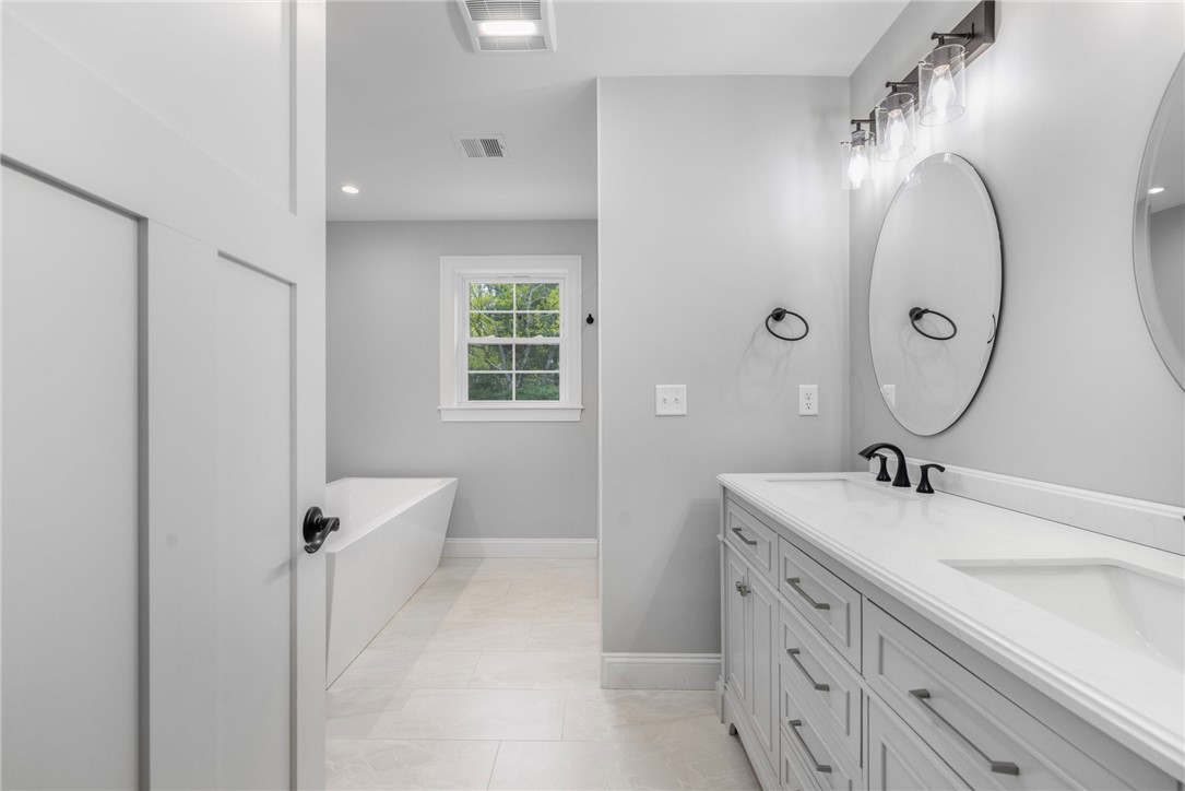 59 Club House Road Coventry, RI 02816 - Photo 24 of 44