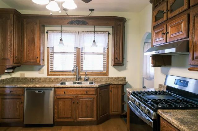 $251,900 | 14 Cole Street, Quincy, MI 49082