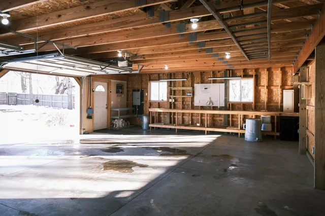 $251,900 | 14 Cole Street, Quincy, MI 49082