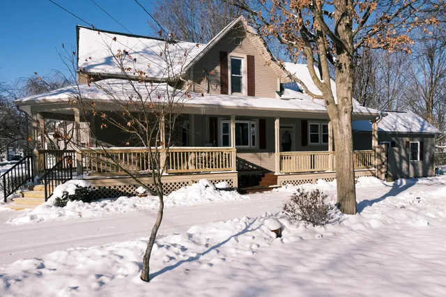 $251,900 | 14 Cole Street, Quincy, MI 49082