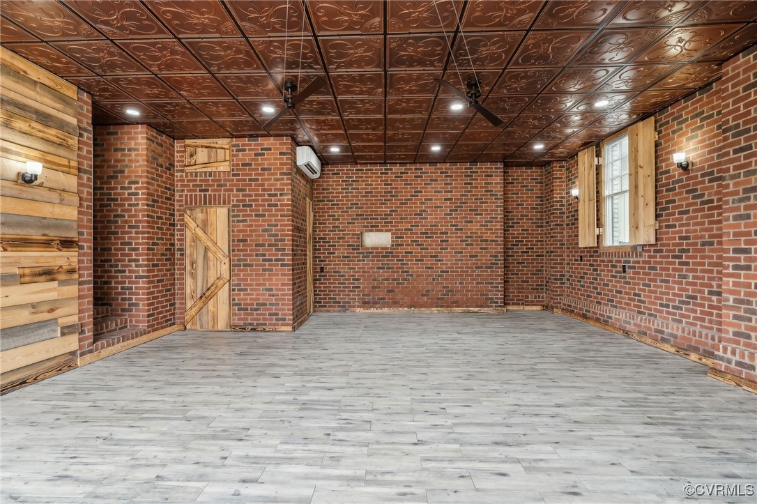 16100 Fawley Road Midlothian, VA 23112 - Photo 46 of 50 Oversized 2 garage w/ closet storage and custom bu