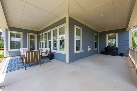 $1,050,000 | 208 Cedar Wren Lane, Holly Springs, NC 27540