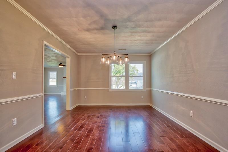1677 Millbridge Road Salem, VA 24153 - Photo 14 of 30 DiningRm2