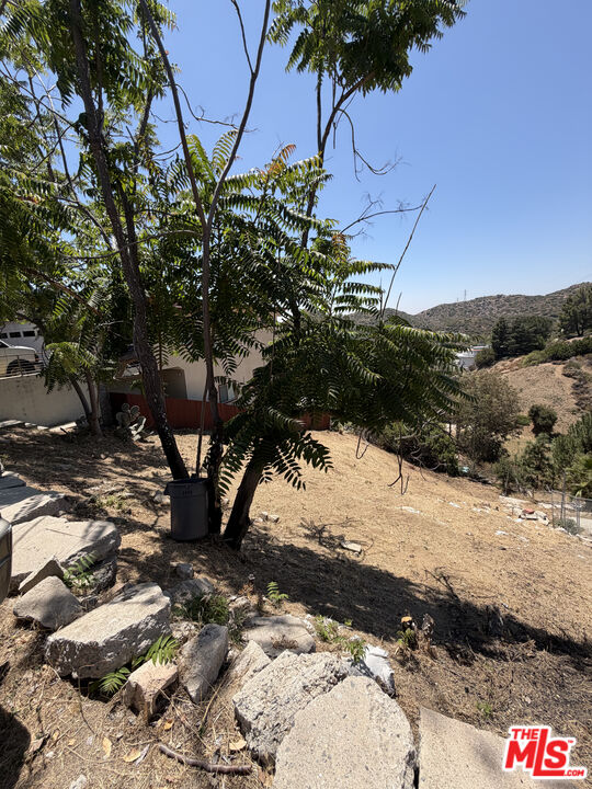 9467 Reverie Road Tujunga, CA 91042 - Photo 17 of 23
