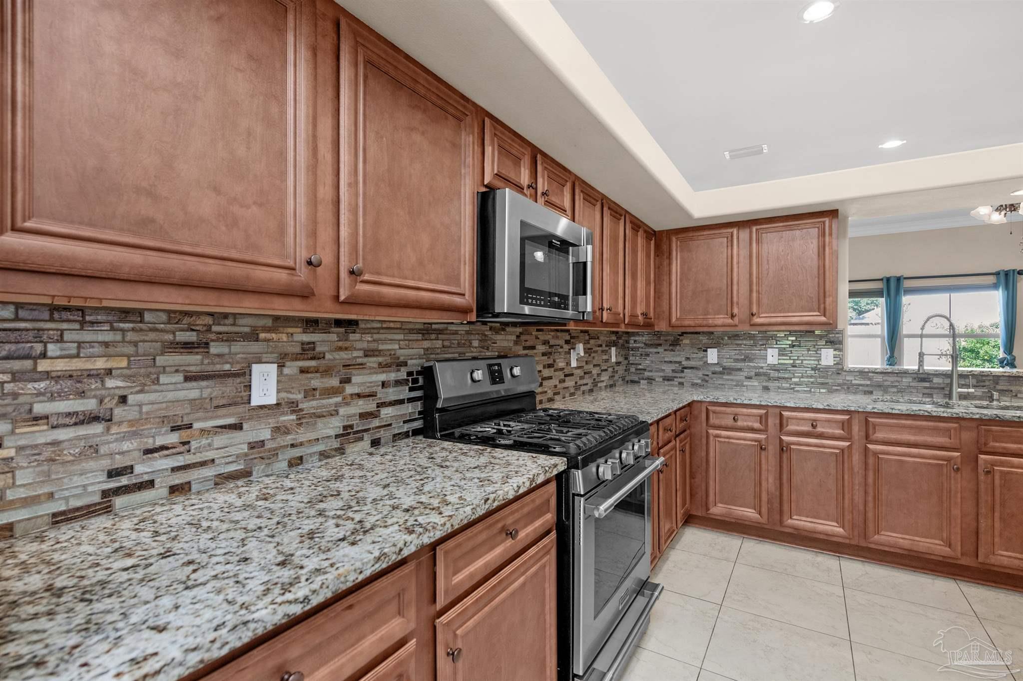 116 Wellington Road Fort Walton Beach, FL 32547 - Photo 4 of 56 Gallery Image 4