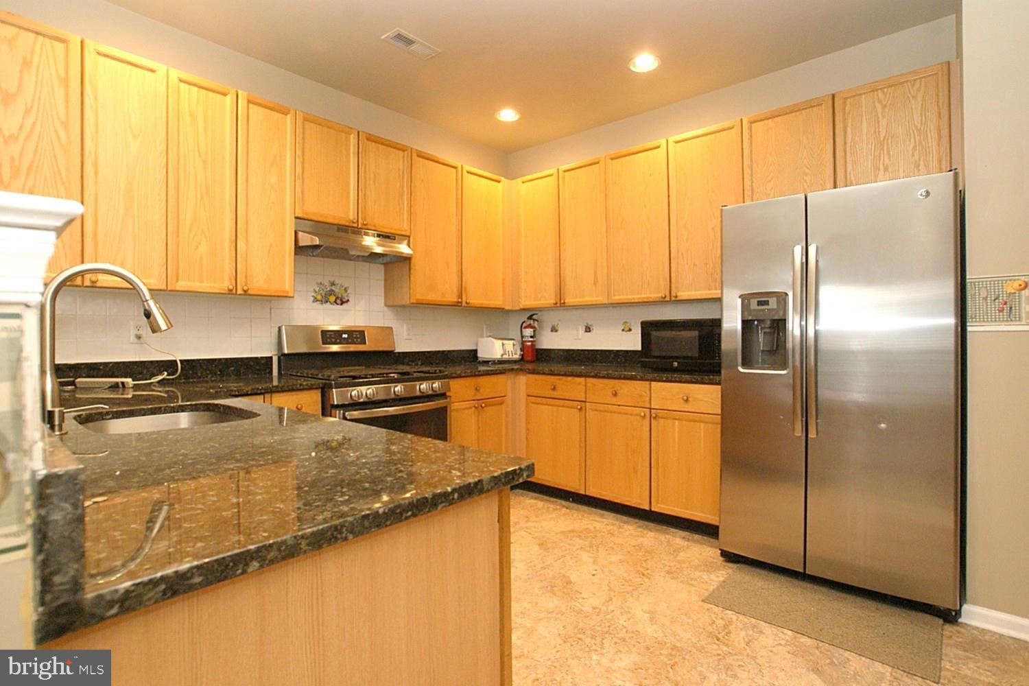 64 Windingbrook Road Bordentown, NJ 08505 - Photo 14 of 44 Kitchen