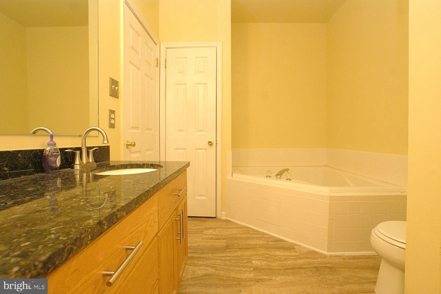 64 Windingbrook Road Bordentown, NJ 08505 - Photo 26 of 44 Master Bathroom