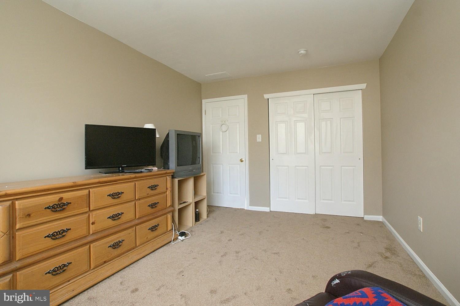 64 Windingbrook Road Bordentown, NJ 08505 - Photo 29 of 44 Bedroom 2