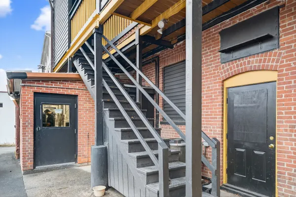 a view of an entryway