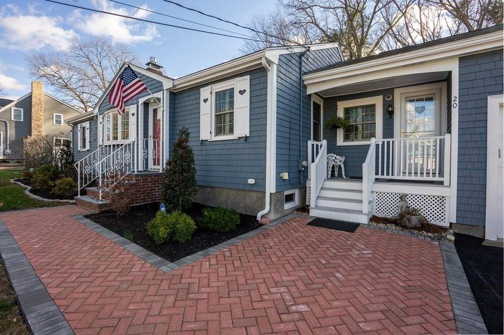 20 Maplecroft Road Canton, MA 02021 - Photo 2 of 40 Gallery Image 2