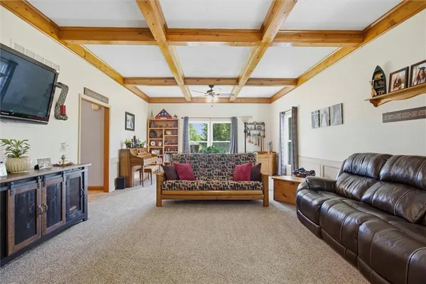 $695,000 | 20189 167th Street, Basehor, KS 66007