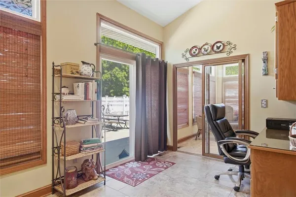 $695,000 | 20189 167th Street, Basehor, KS 66007