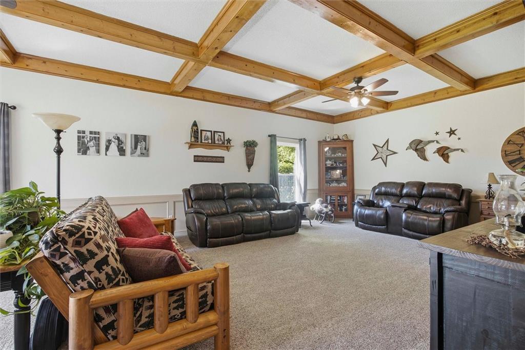 20189 167th Street Basehor, KS 66007 - Photo 19 of 64