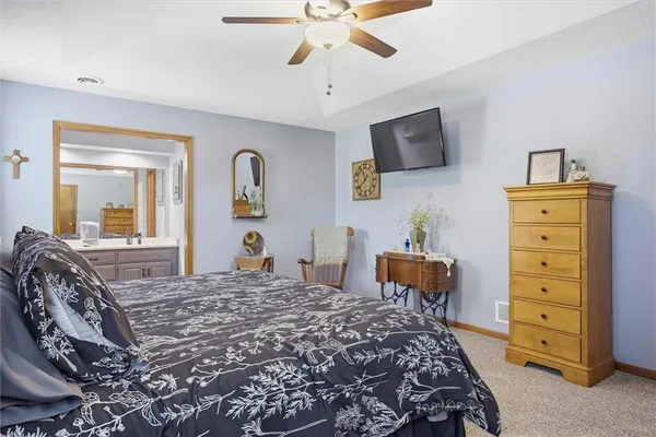 $695,000 | 20189 167th Street, Basehor, KS 66007