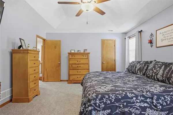 $695,000 | 20189 167th Street, Basehor, KS 66007