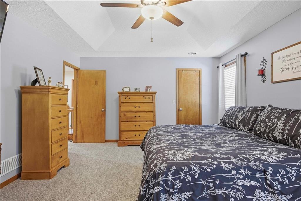 20189 167th Street Basehor, KS 66007 - Photo 25 of 64
