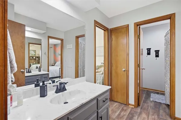 $695,000 | 20189 167th Street, Basehor, KS 66007