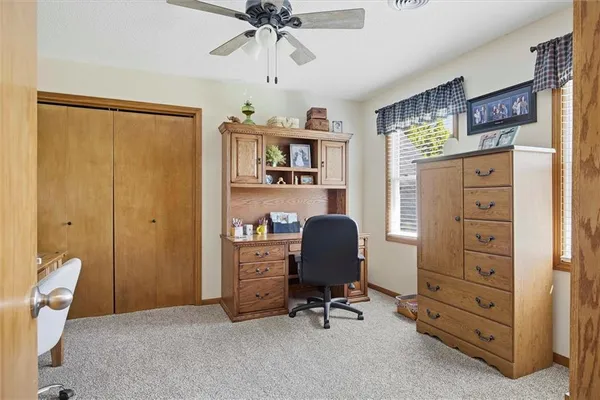 $695,000 | 20189 167th Street, Basehor, KS 66007