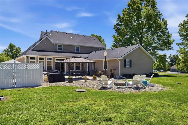 $695,000 | 20189 167th Street, Basehor, KS 66007