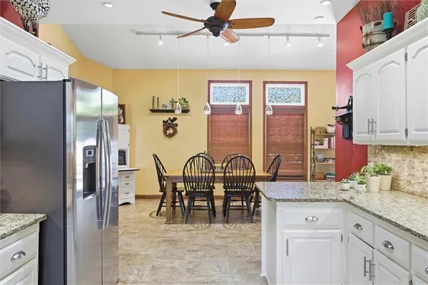 $695,000 | 20189 167th Street, Basehor, KS 66007