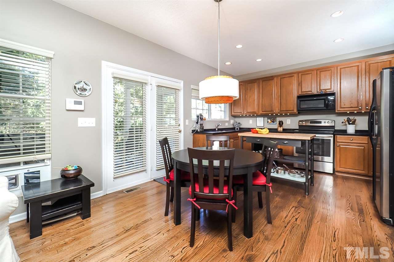 106 Caley Road Apex, NC 27502 - Photo 6 of 17 Gallery Image 6