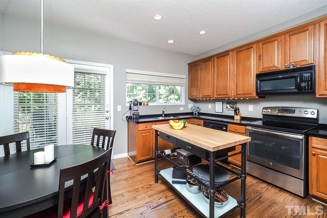 106 Caley Road Apex, NC 27502 - Photo 7 of 17 Gallery Image 7