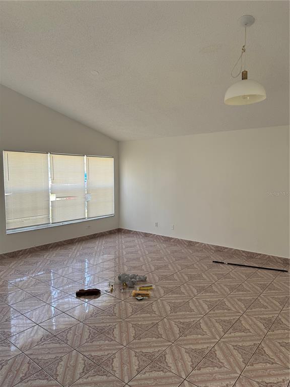613 Greys Ferry Road Orlando, FL 32811 - Photo 9 of 18 Gallery Image 9