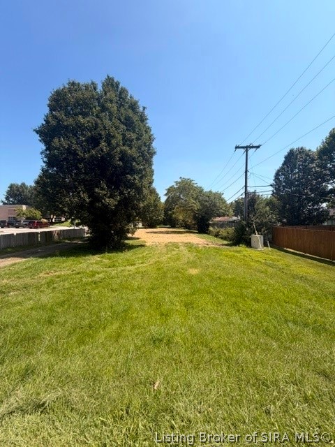 2206 Green Valley Road New Albany, IN 47150 - Photo 1 of 3 Gallery Image 1