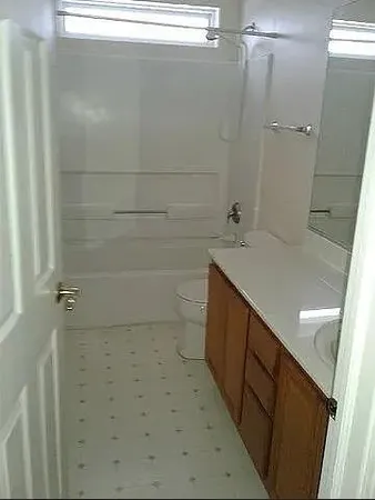 $2,600 | 568 Needlegrass Parkway, Antioch, IL 60002