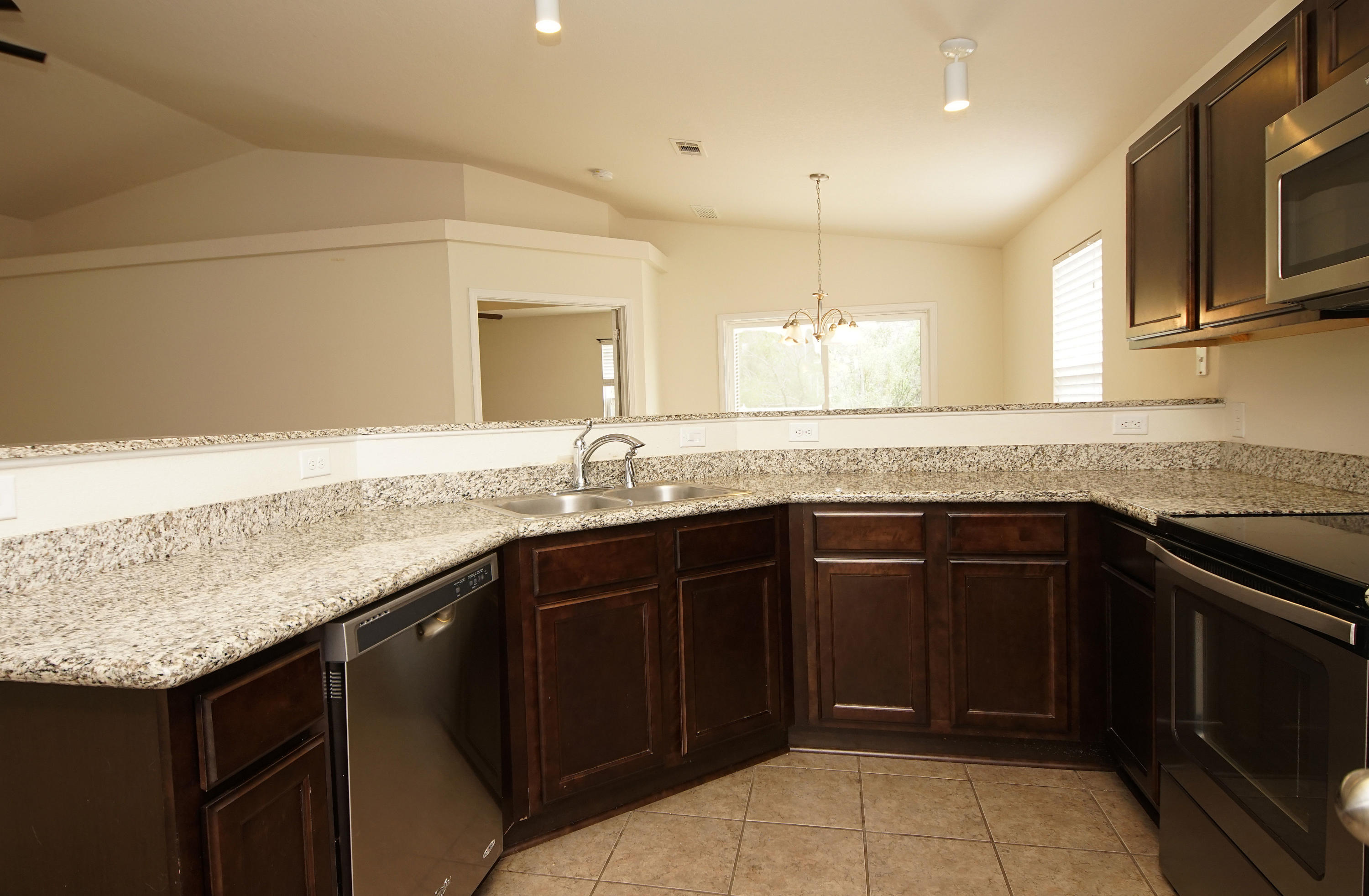 2358 Duncan Ridge Drive Navarre, FL 32566 - Photo 10 of 36 Gallery Image 10